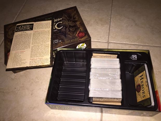 The box contains the cards, rulebook and a special die. There is a lot of extra space, which I would guess is for future expansions.
